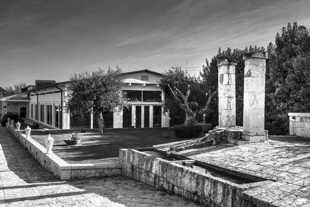 Hotel Relais Masseria Serritella Castellana Grotte Exterior foto